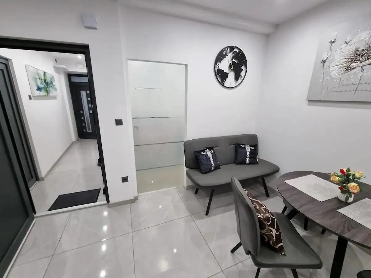 Apartman Julija 2 Rijeka Apartment